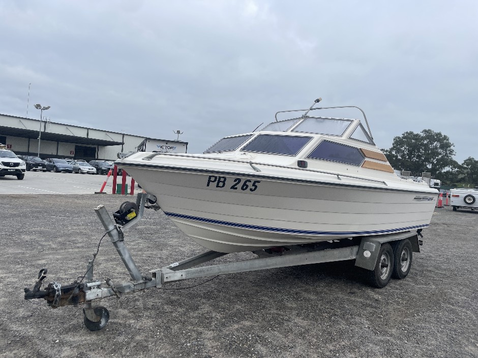 Whittley Monterey 580 Cabin Cruiser