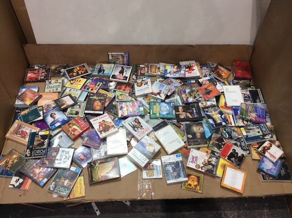 Mixed Assorted DVD / VCD / CD Movies