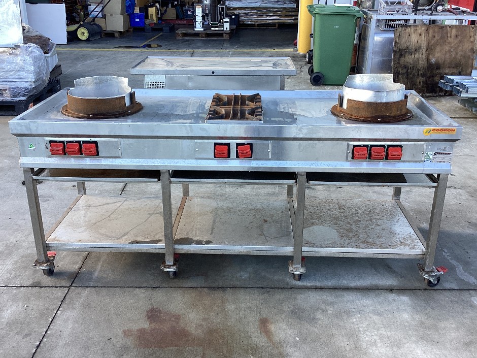 <p>CookOn Commercial Stainless Steel Wok Bench</p>