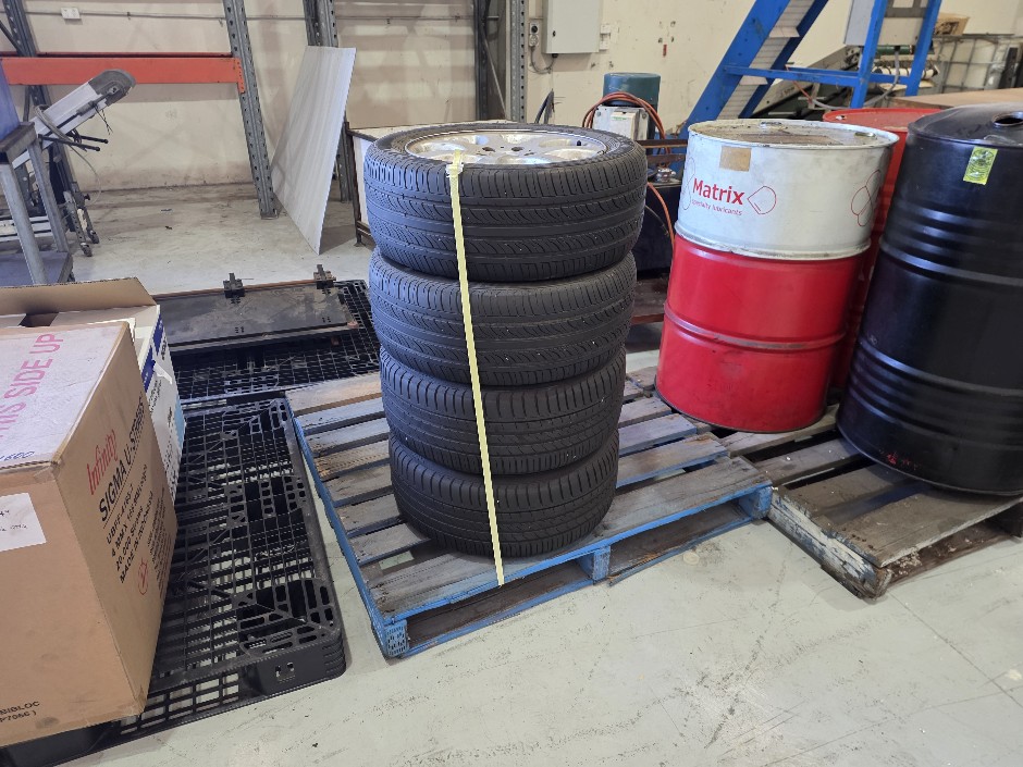 <p>4 x Mercedes Rims & Tyres</p>
