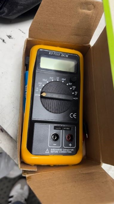 CLOSING DOWN SALE: Multimeter