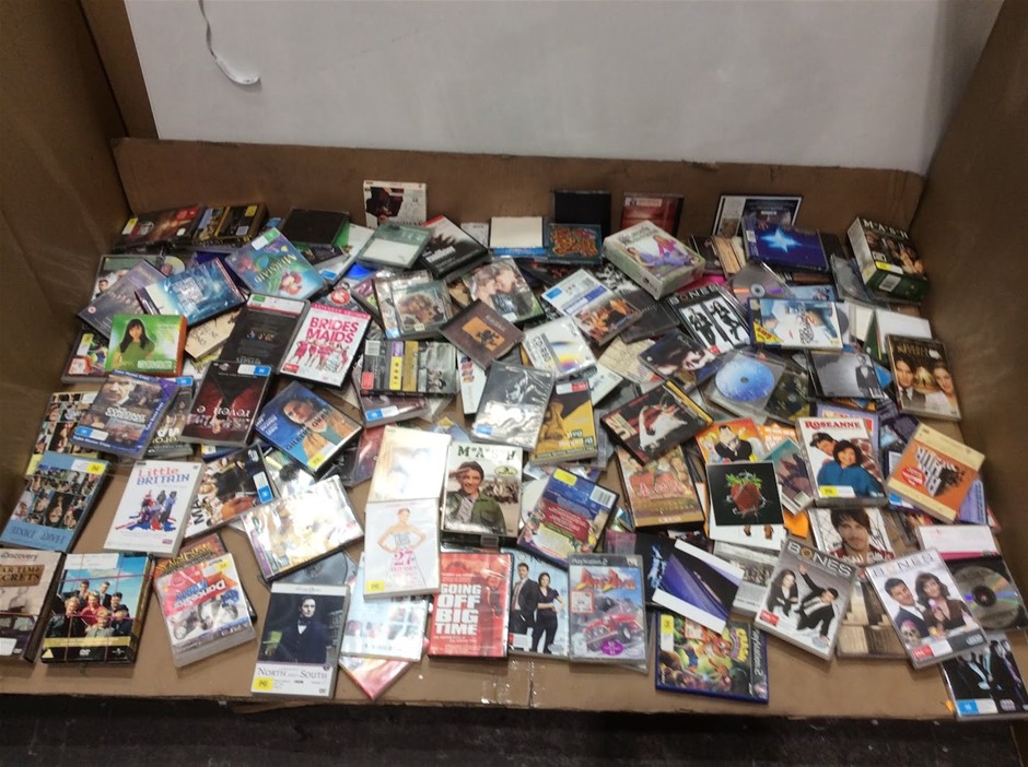Mixed CD DVD Media Collection Lot