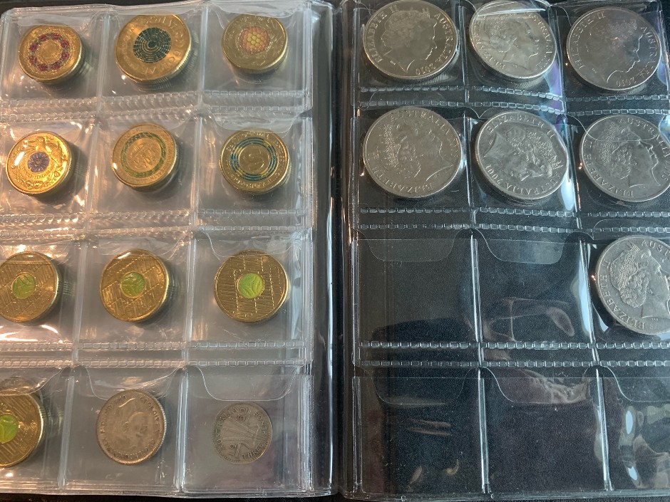 Coin collection with Pennys - Australian silver coins - world coins vint