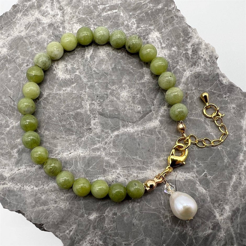 6mm Peridot & Baroque Pearl Pendant Charm Bracelet