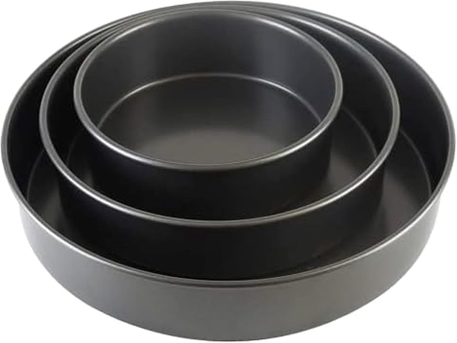CHICAGO METALLIC Professional Non-Stick 3-Piece Round Cake Pan Bakeware Set