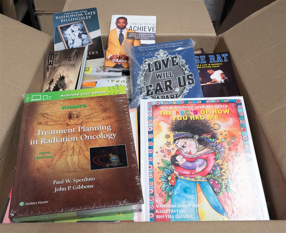 Approx. 550 x Assorted Hardcover & Paperback Books, Novel, Educational, Coo