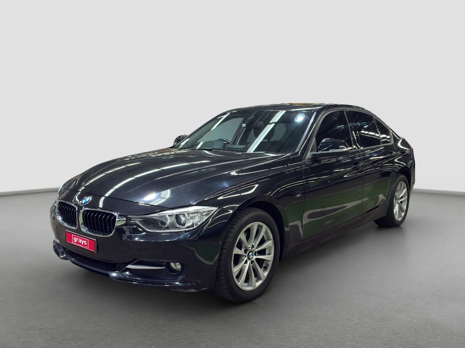 2015 BMW 3 Series 316i Sedan (Petrol) (Auto)