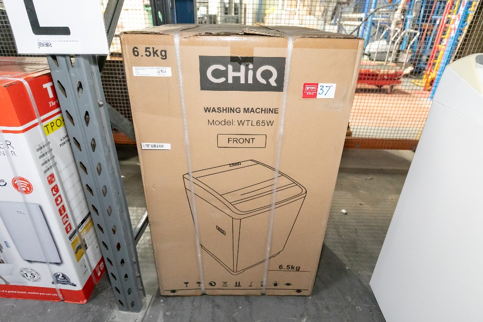 <p>CHIQ WTL65W Top Load Washing Machine In Box Unopen</p>