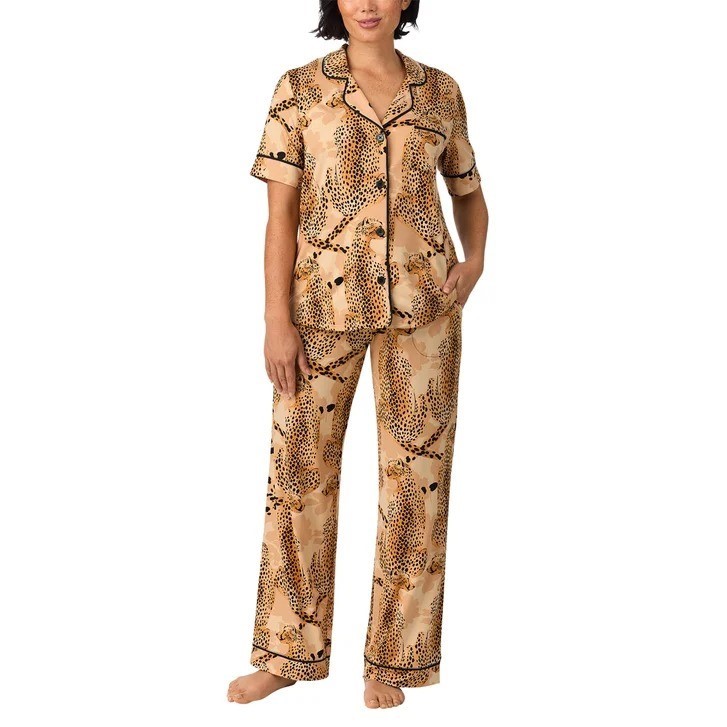 ROOM SERVICE Women's 2pc Notch Collar PJ Set, Size M, Tan. Buyers Note - D