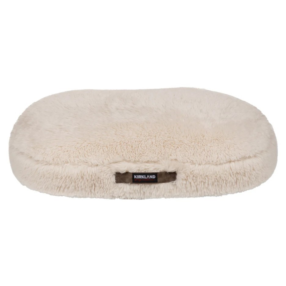 SIGNATURE Aero Cloud Faux Fur Pillow Pet Bed, 101.6cm x 81.2cm x 10.1cm, Cr