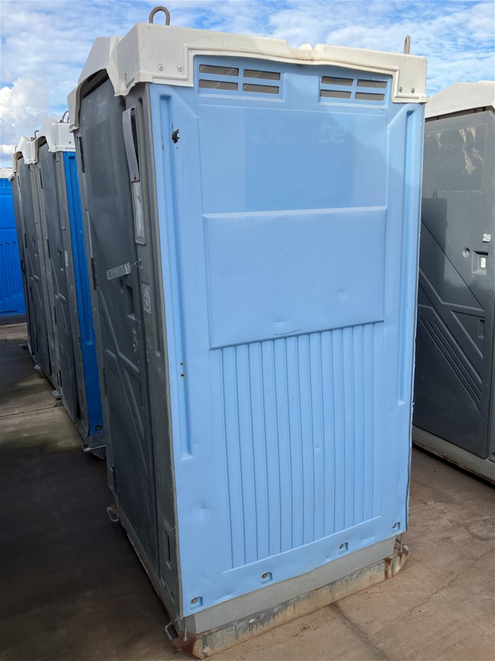 Portable Toilet - Fresh Water Flush - Glendenning