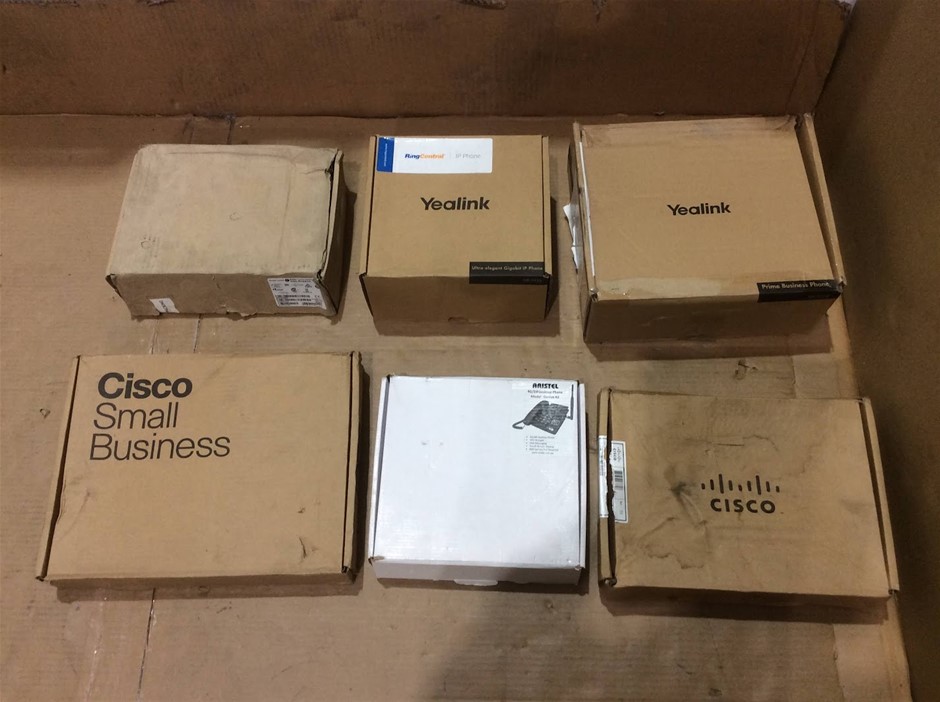 Mix Brand Mix Model IP Phones - New Unboxing (Lot of 3)