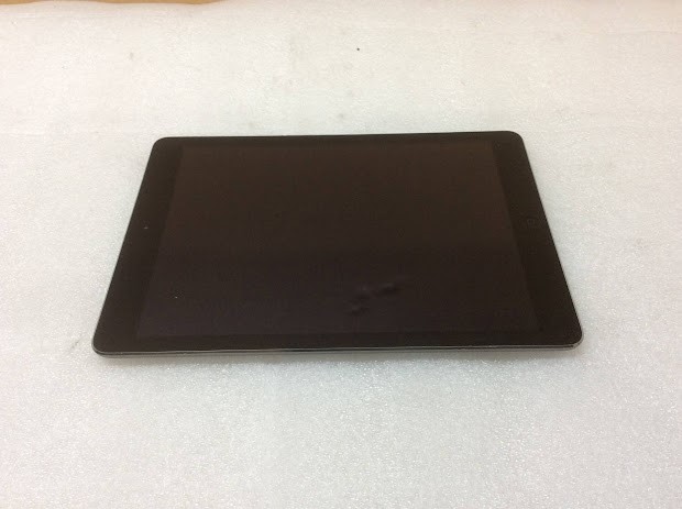 Apple iPad 5 (A1822) Tablet 32GB