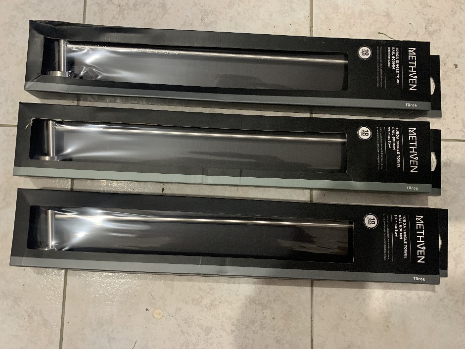 3 x Methven Single Towel Rails, 600mm (Unused)