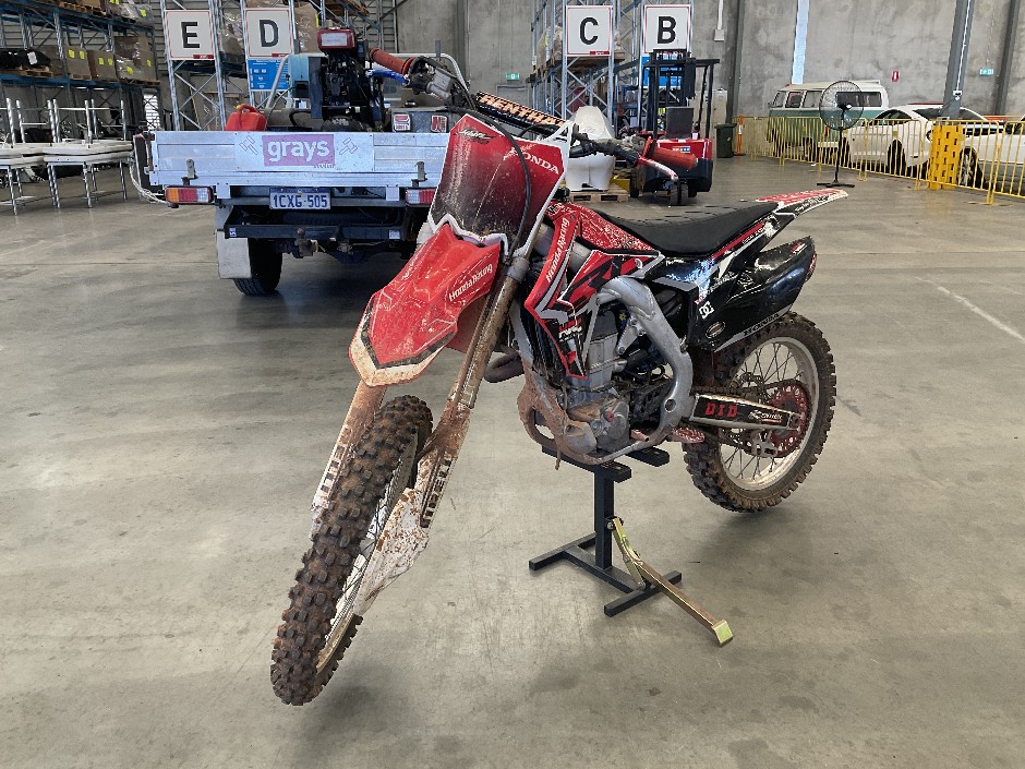 <p>HONDA CRF450F  Petrol</p>