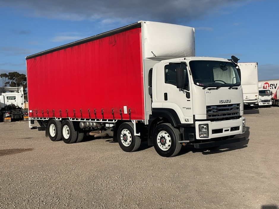 <p>2023 Isuzu FYJ   8x4 Curtainsider</p>
