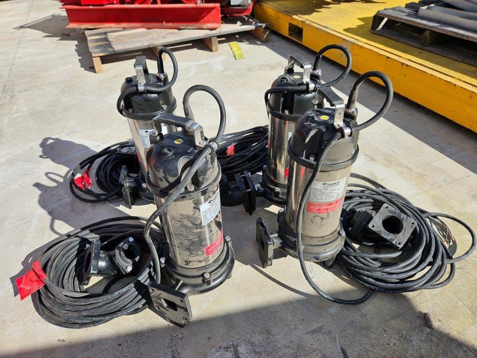 <p>SABRE ALG1500-3 MANUAL GRINDER PUMP, QTY x4</p>