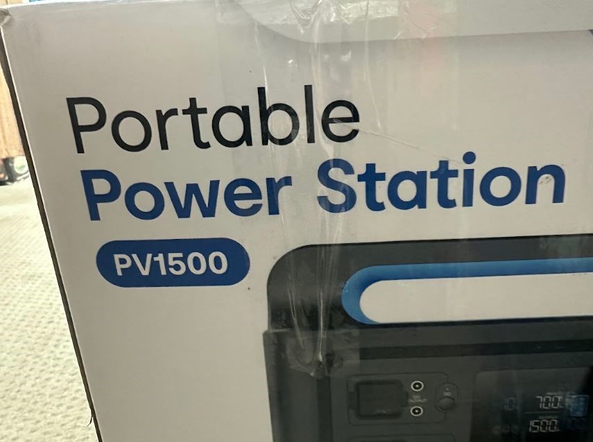 CLOSING DOWN SALE: Portable Power Station