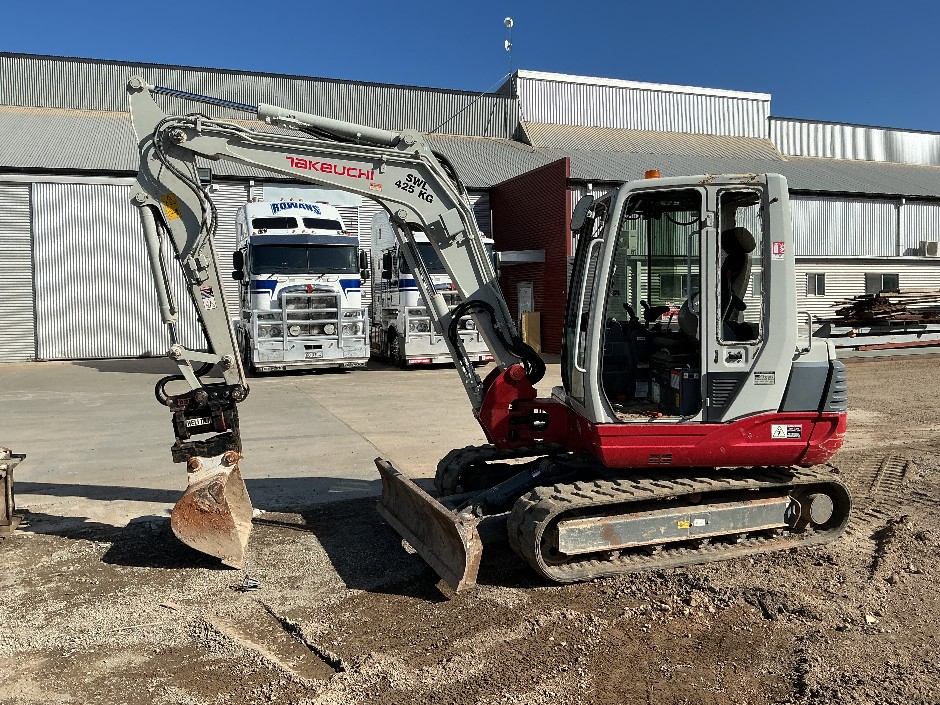 <p>Takeuchi TB250 Enclosed Cabin Excavator</p>