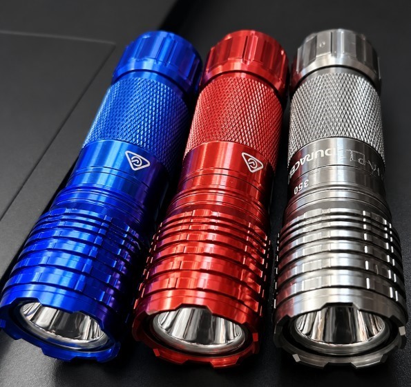 DURACELL Ultra 3pk LED Torch/Flashlight, 350 Lumens N.B. Not in original pa