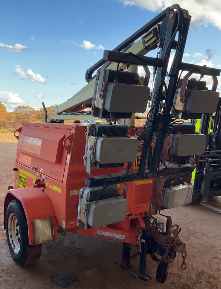 2014 JLG LED-6 Lighting Tower - 2,280w - LED DC - Newman