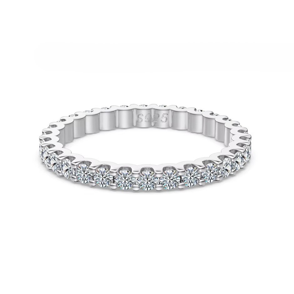 0.84ct Lab Created Moissanite 925 Sterling Silver Band Ring - Size 5