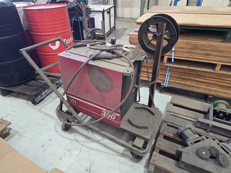 <p>Steadymig 300 Mig Welder</p>
