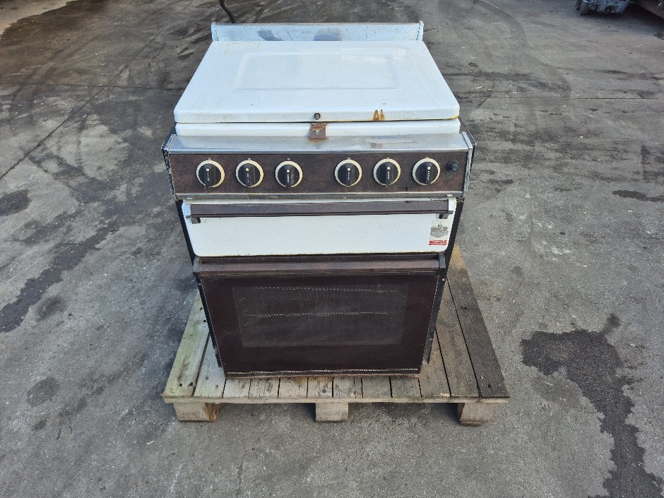 <p>Cooker</p>