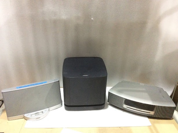 Bose Dock Series II Digital Music System&Bose Wave Music III (Lot of 3)
