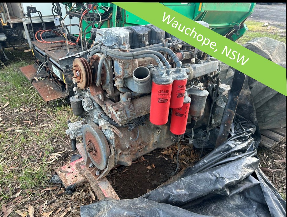 <p>2001 Renault 435 Engine *Off-Site*</p>