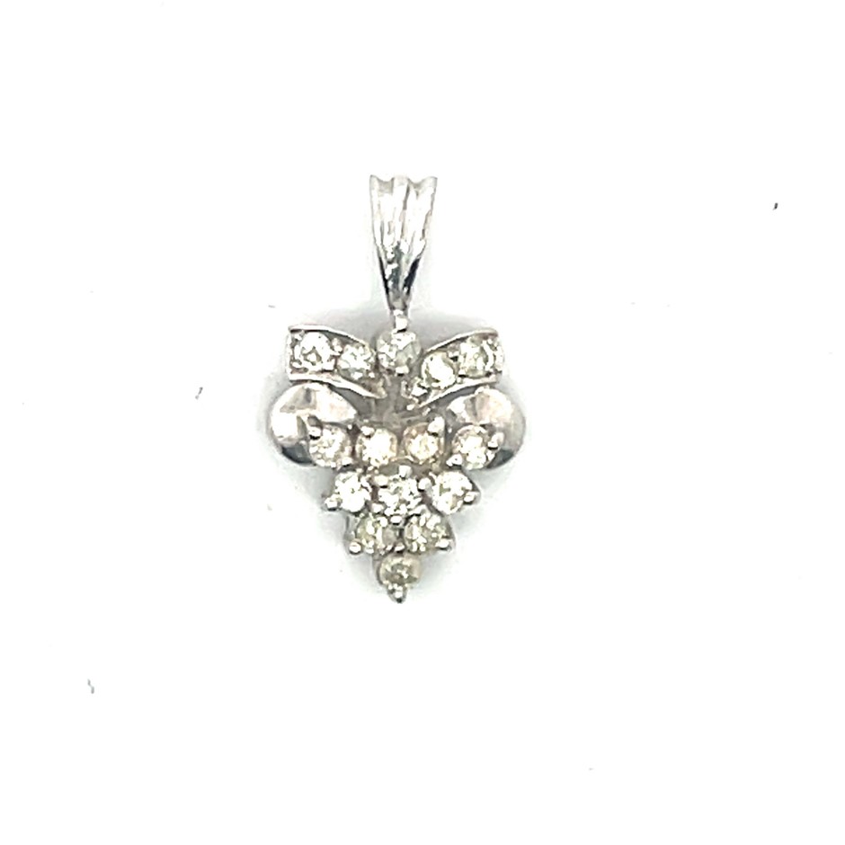 10ct White Gold Diamond Cluster Pendant