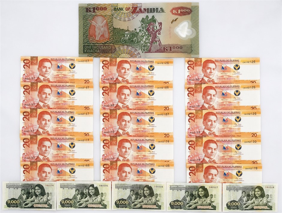 Collection of World Banknotes