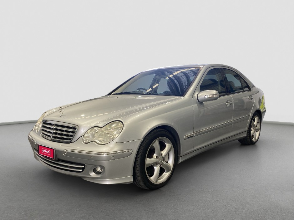 2005 Mercedes-Benz C230 Elegance AMG Package