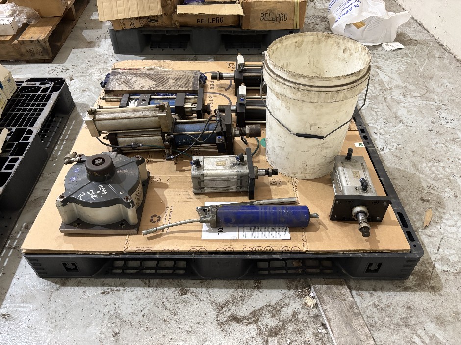 <p>Used Pneumatic Cylinders, Actuators & Assorted Machine Parts</p>
