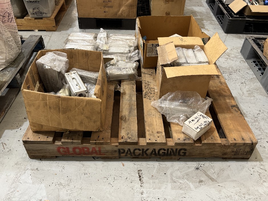<p>Bellpro & Multi-Gas Technologies Pneumatic Cylinders & Timers</p>