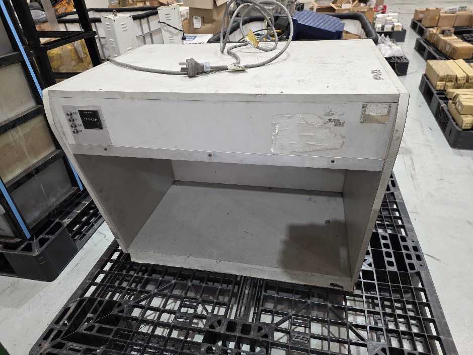 UV Light Cabinet