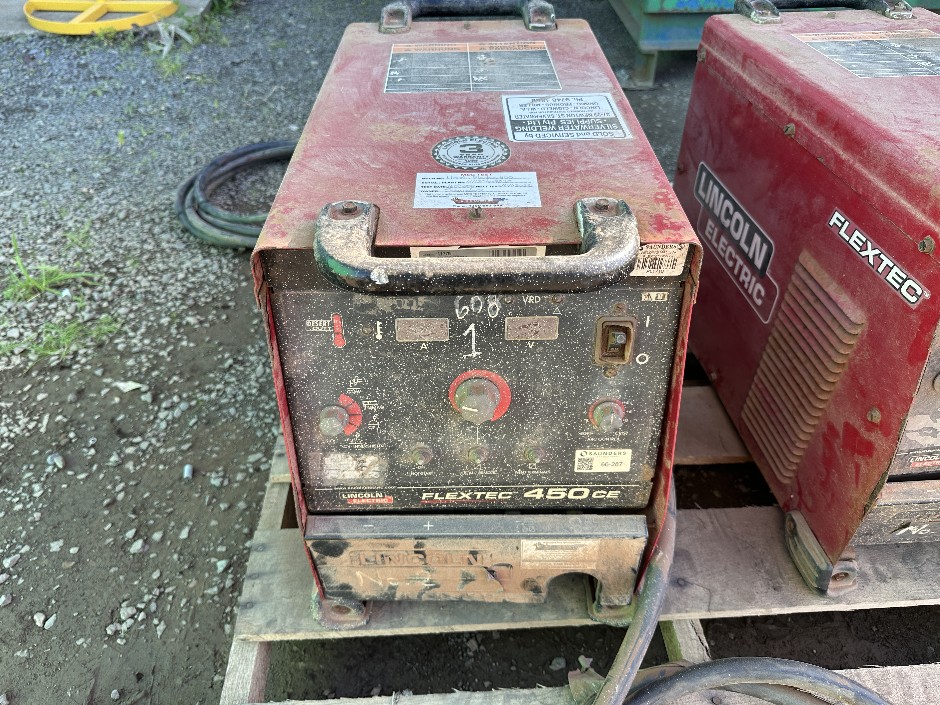 Lincoln Flextec 450CE Welder