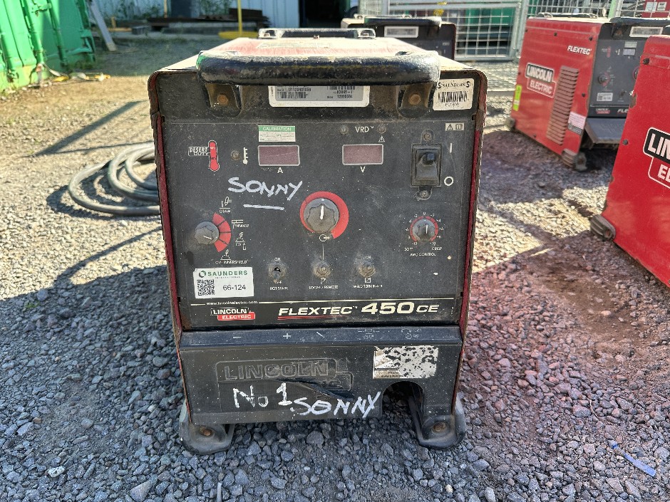 <p>Lincoln Flextec 450CE Welder</p>