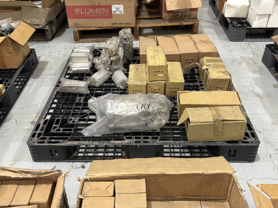 <p>Assorted Pneumatic Cylinders & Machine Parts (Boxed & Bagged)</p>