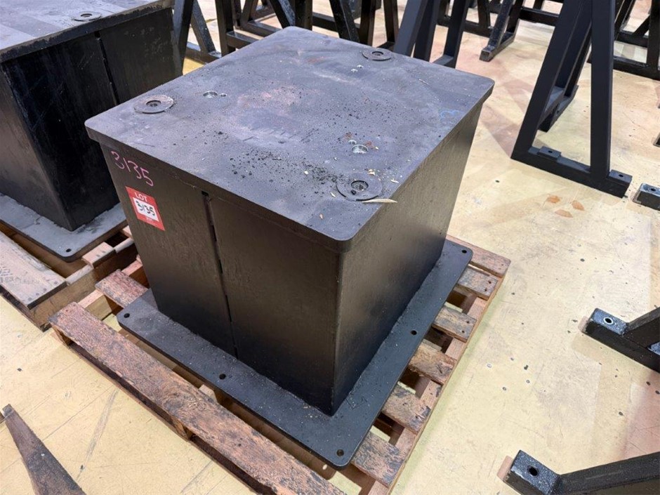 Robot Mounting Stand