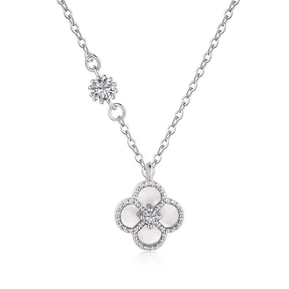 925 Silver 5A Cubic Zirconia Clover Pendant Necklace