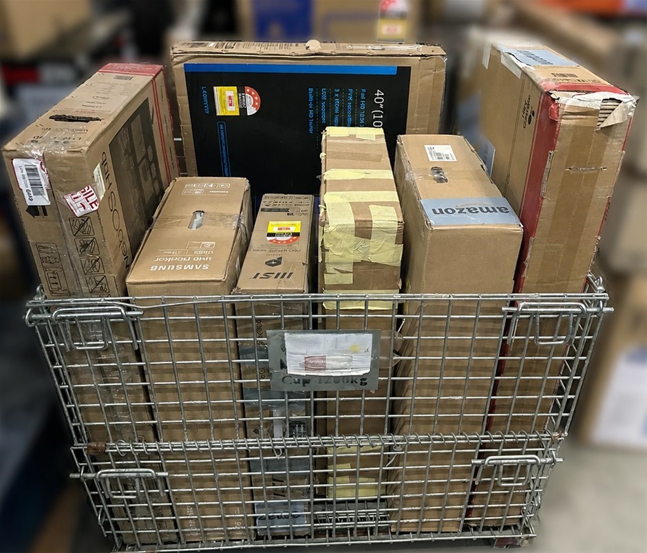 Bundle of TV and Smart Monitors NB: broken screen/various faults  Importa