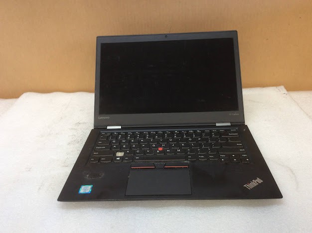 LENOVO THINKPAD X1 CAEBON Laptop I7-6600U 16GBRAM/256GB Black