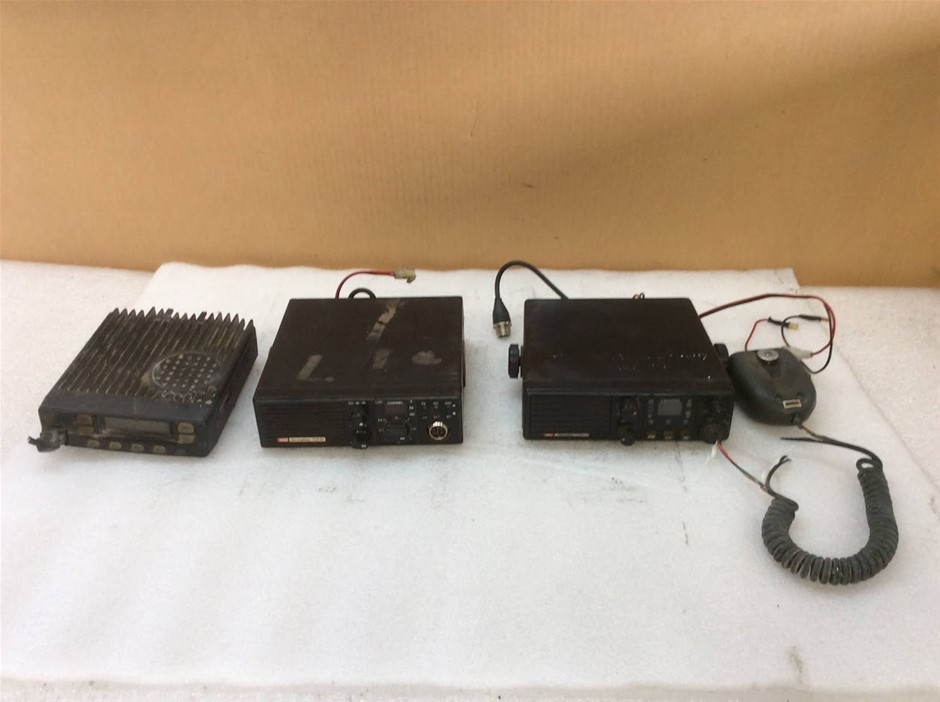 GME Electrophone TX2000 / TX830 UHF CB Radio Transceiver (Lot of 3)