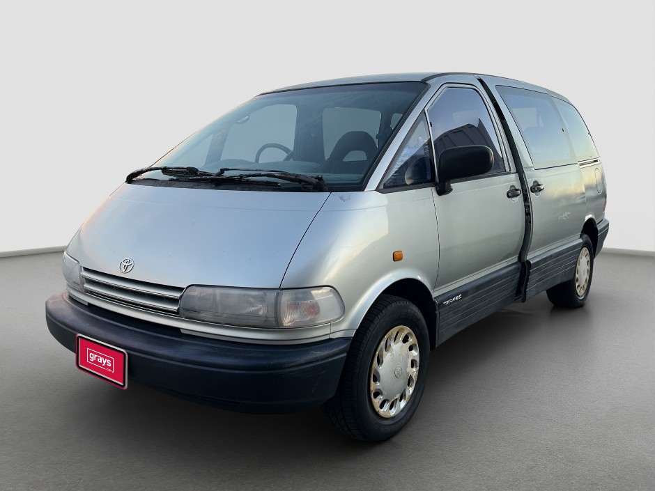 1992 TOYOTA TARAGO Petrol