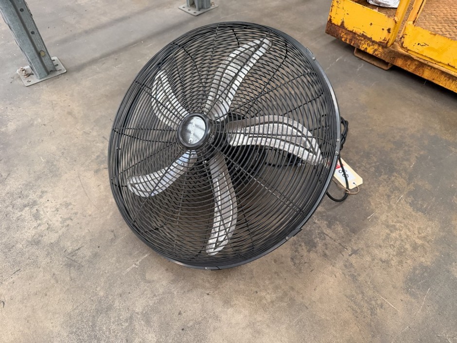 <p>Kincrome Wall Mount Fan</p>