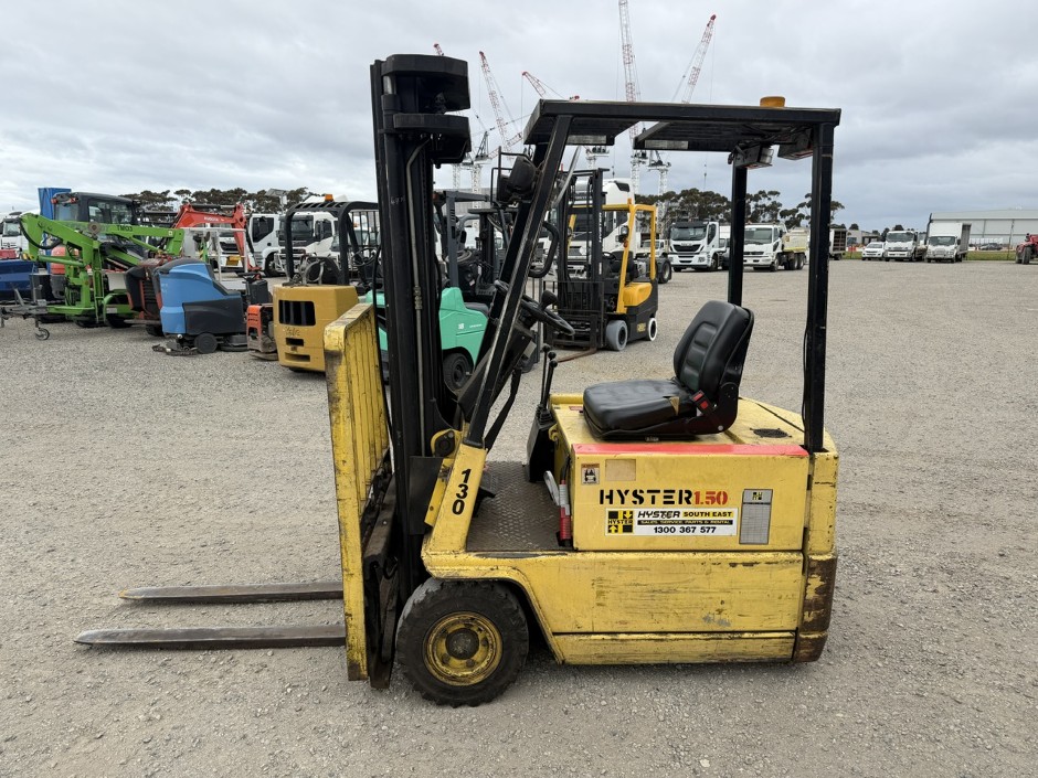 <p>Hyster A1.50XL Electric</p>