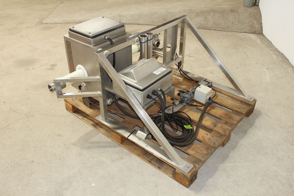 <p>Inline Liquid Metal Detector, "Thermo Goring Kerr"</p>