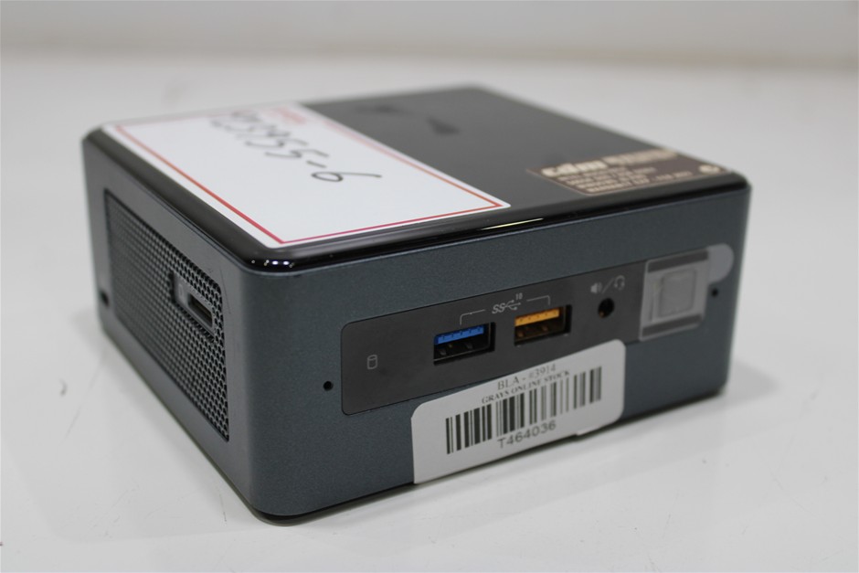 INTEL NUC8I7BEH