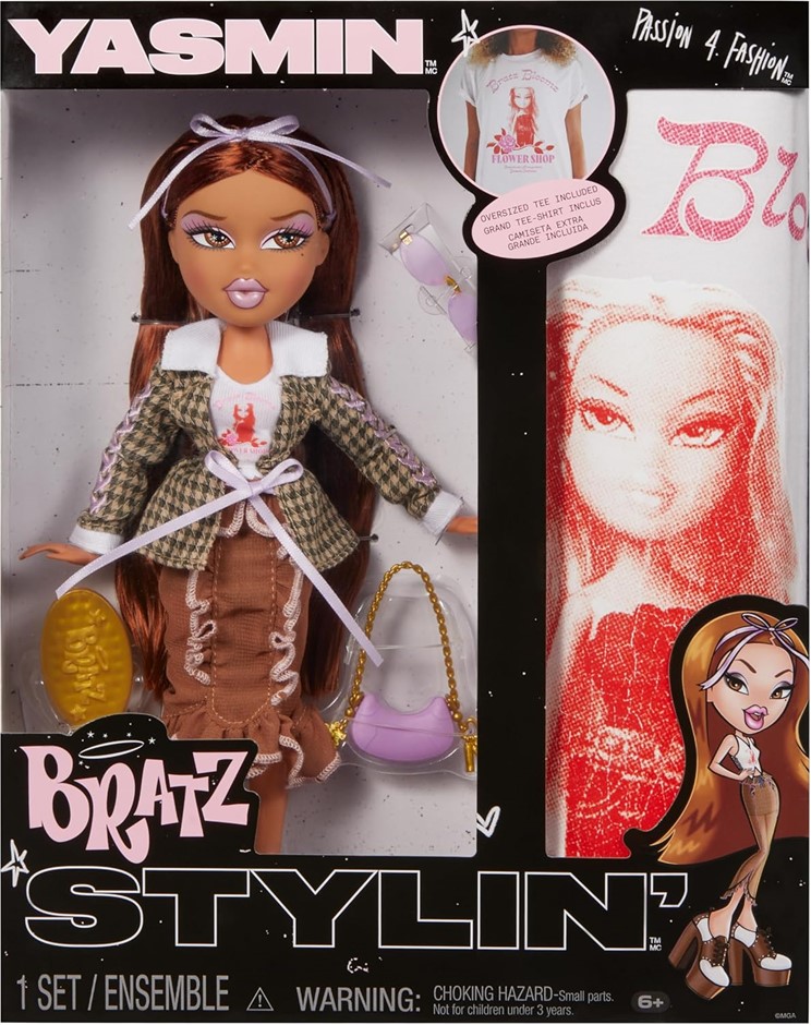 2 X BRATZ Stylin' Yasmin Fashion Doll with Customizable T-Shirt for You and